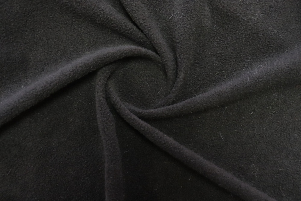 100% POLYESTER POLAR FLEECE P/D 180GSM 150CM PF81